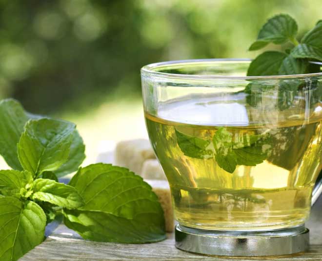 Peppermint tea soothes burning and itching