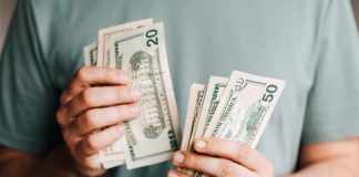 How to avail student loan interest deduction? avail student loan